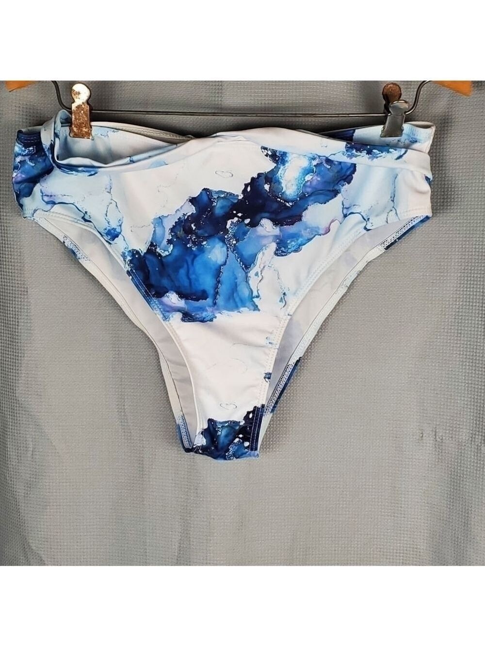 NWOT bikini bottom, blue and white, size XL